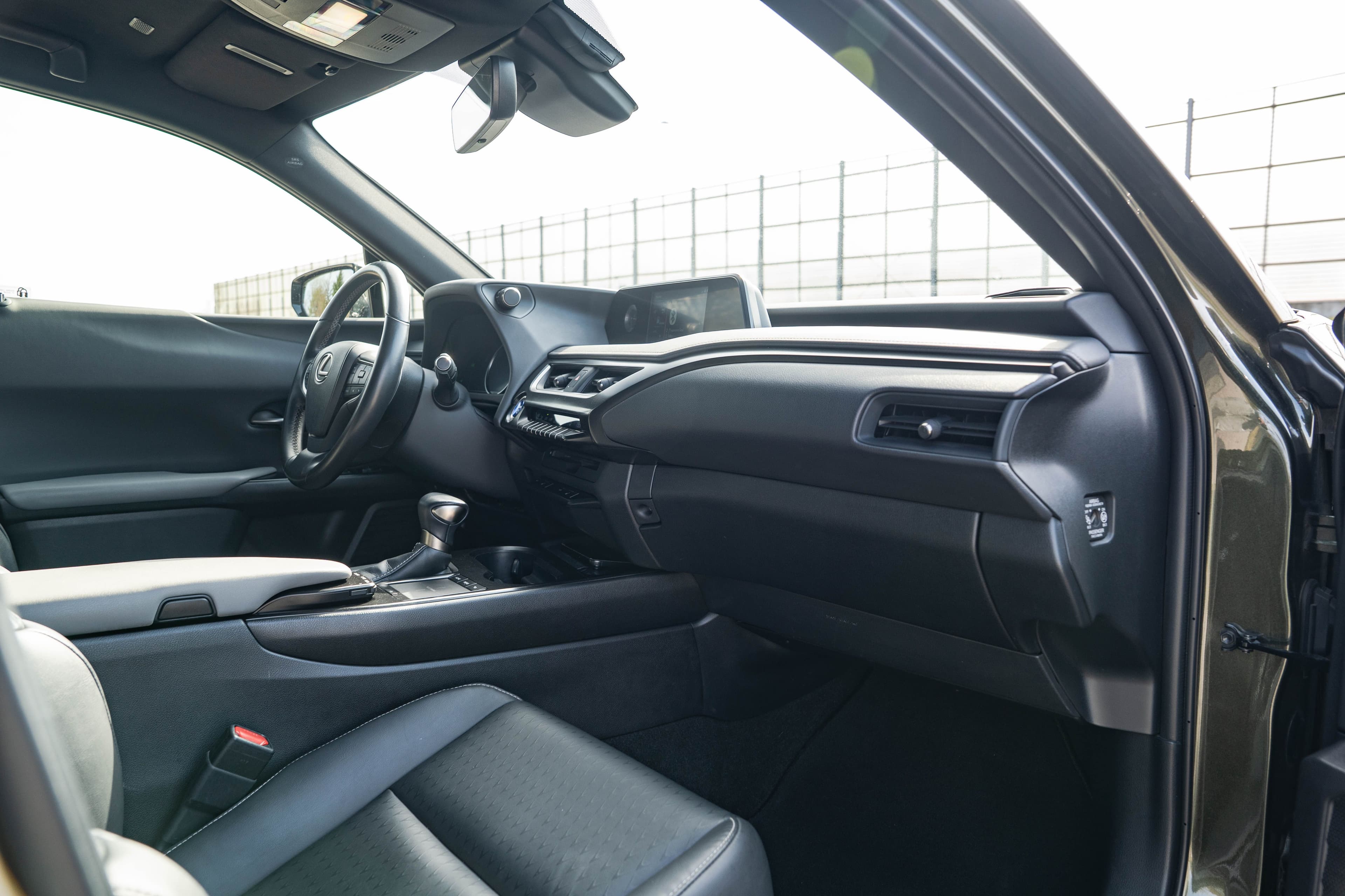 Lexus UX zdjęcie 25