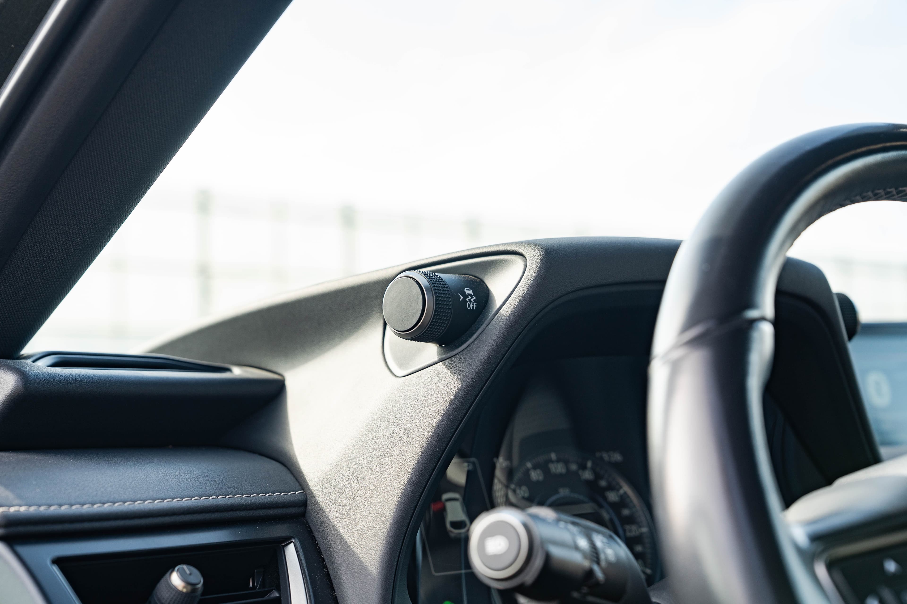 Lexus UX zdjęcie 23