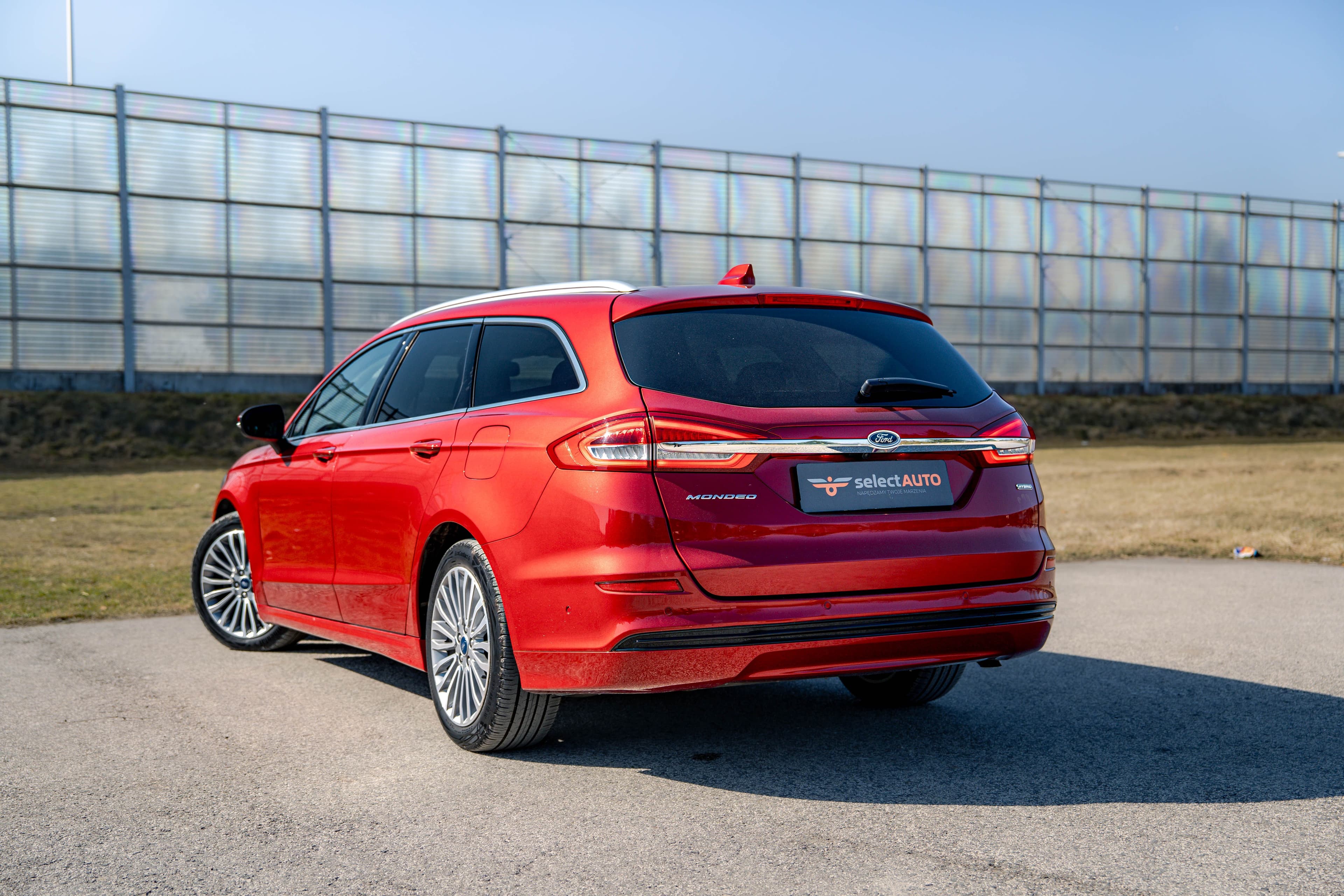 Ford Mondeo zdjęcie 4