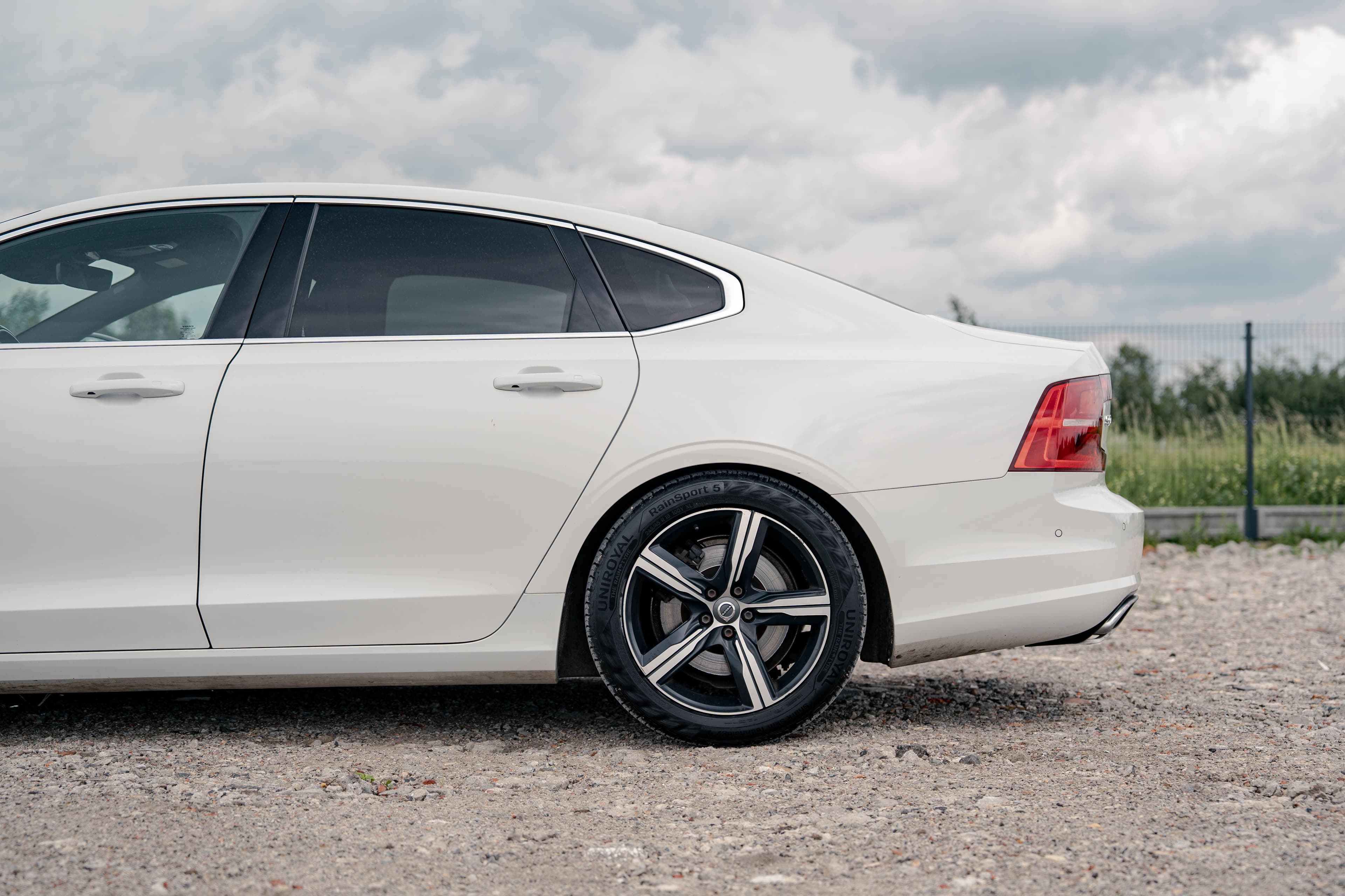 Volvo S90 zdjęcie 9