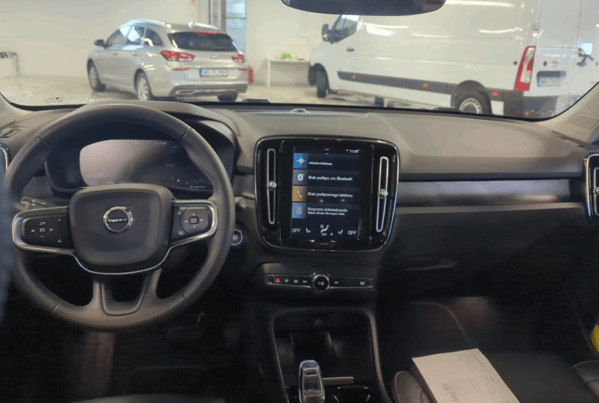 Volvo XC 40 zdjęcie 3